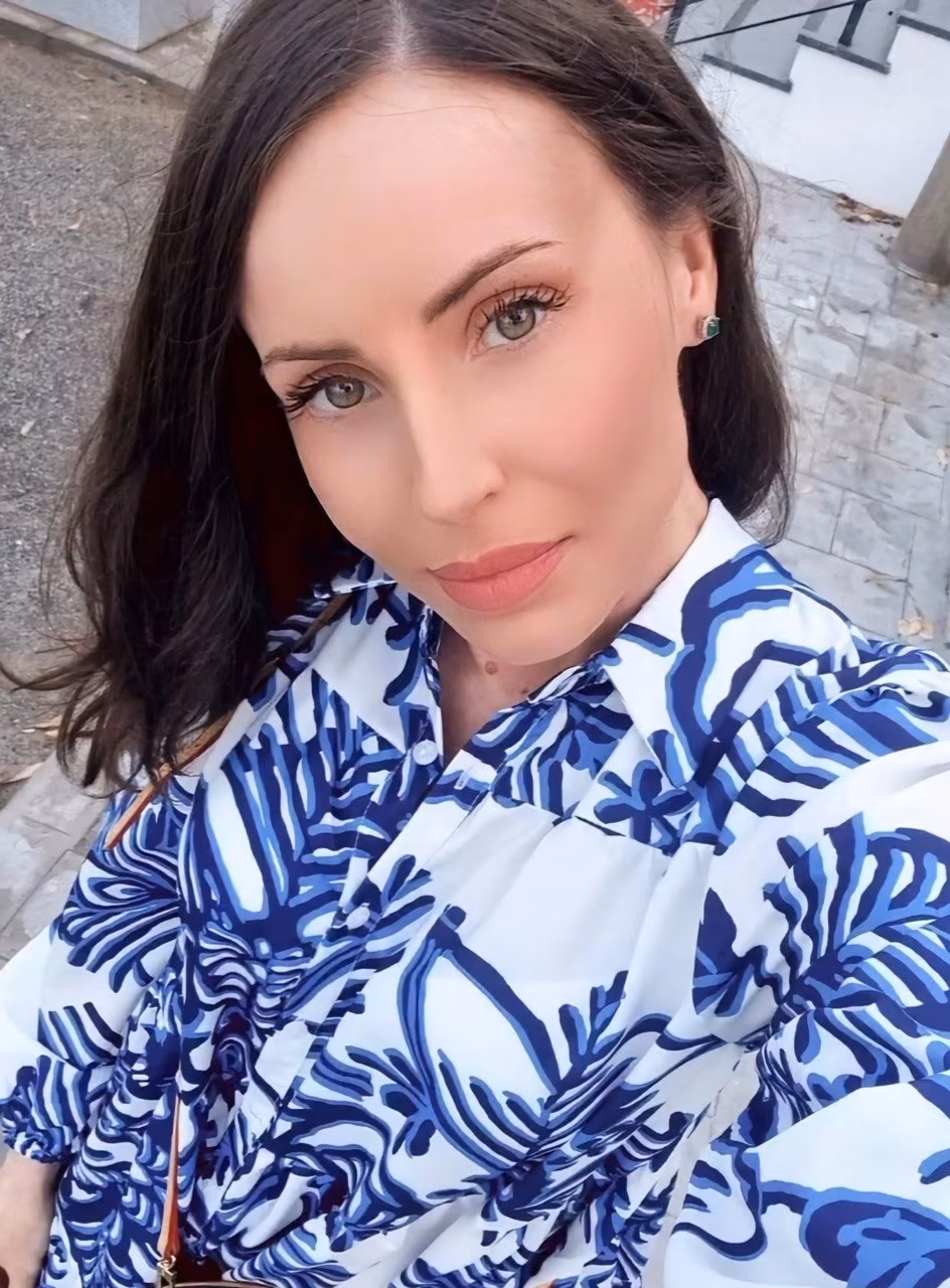 Ksusha 40 Kharkiv Ukraine rencontre femme dijon