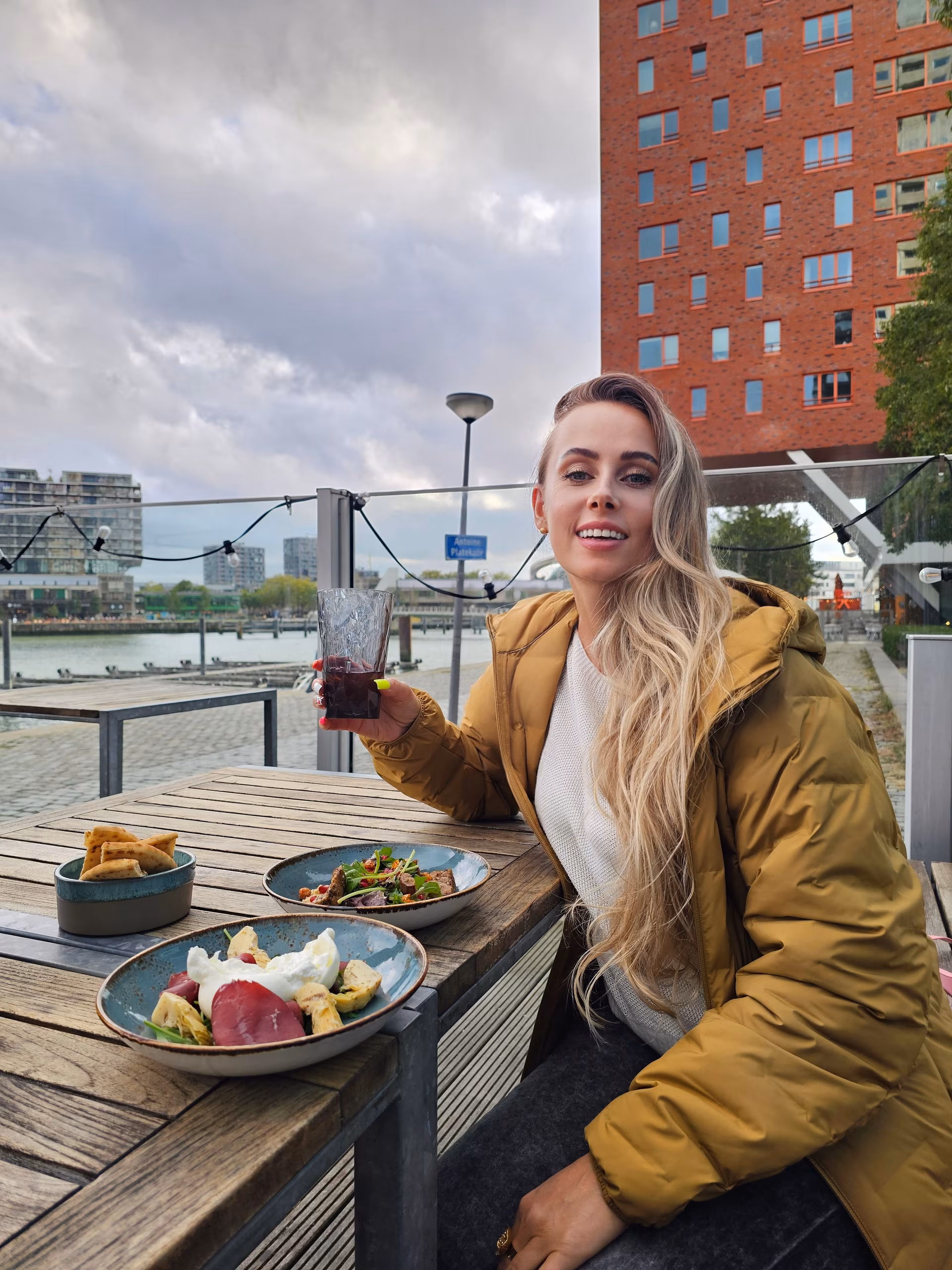 Elena 48 Lublin/Kyiv Poland rencontre femme ile de france
