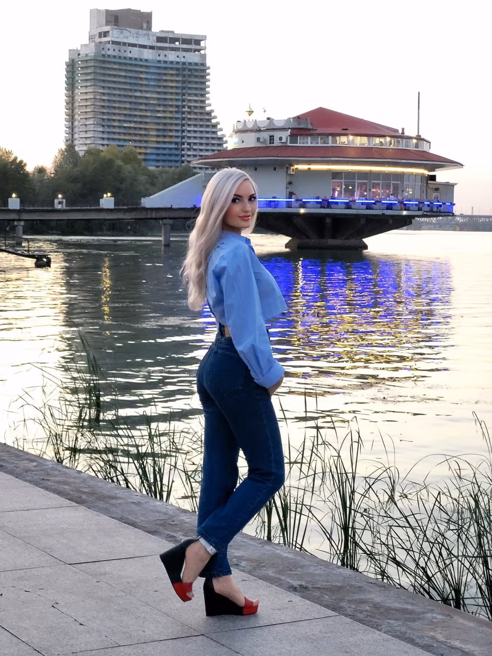 Yulia 40 Dnipropetrovsk Ukraine rencontre russie 2026