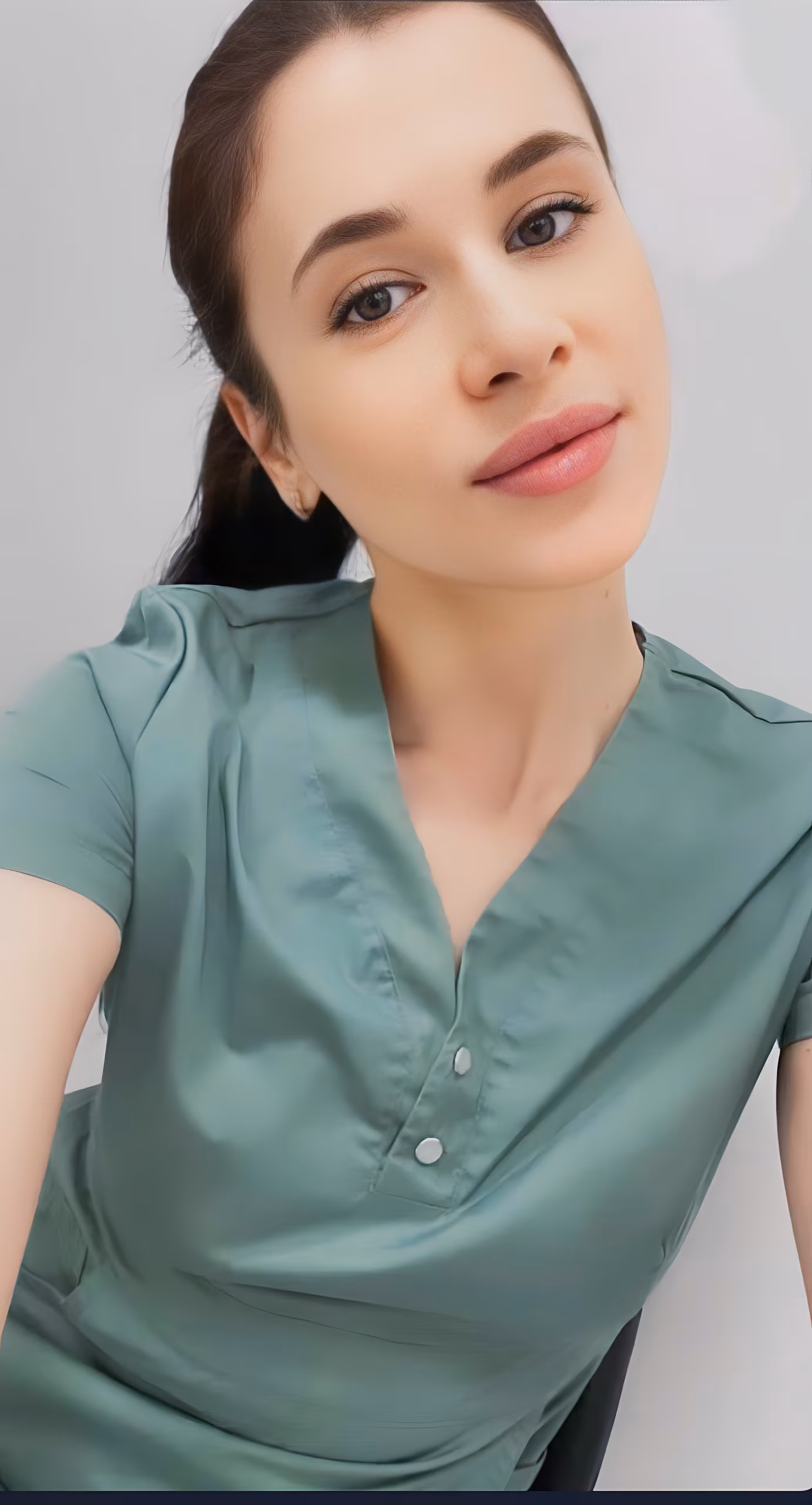 Ilona 29 Lviv Ukraine rencontre une russe
