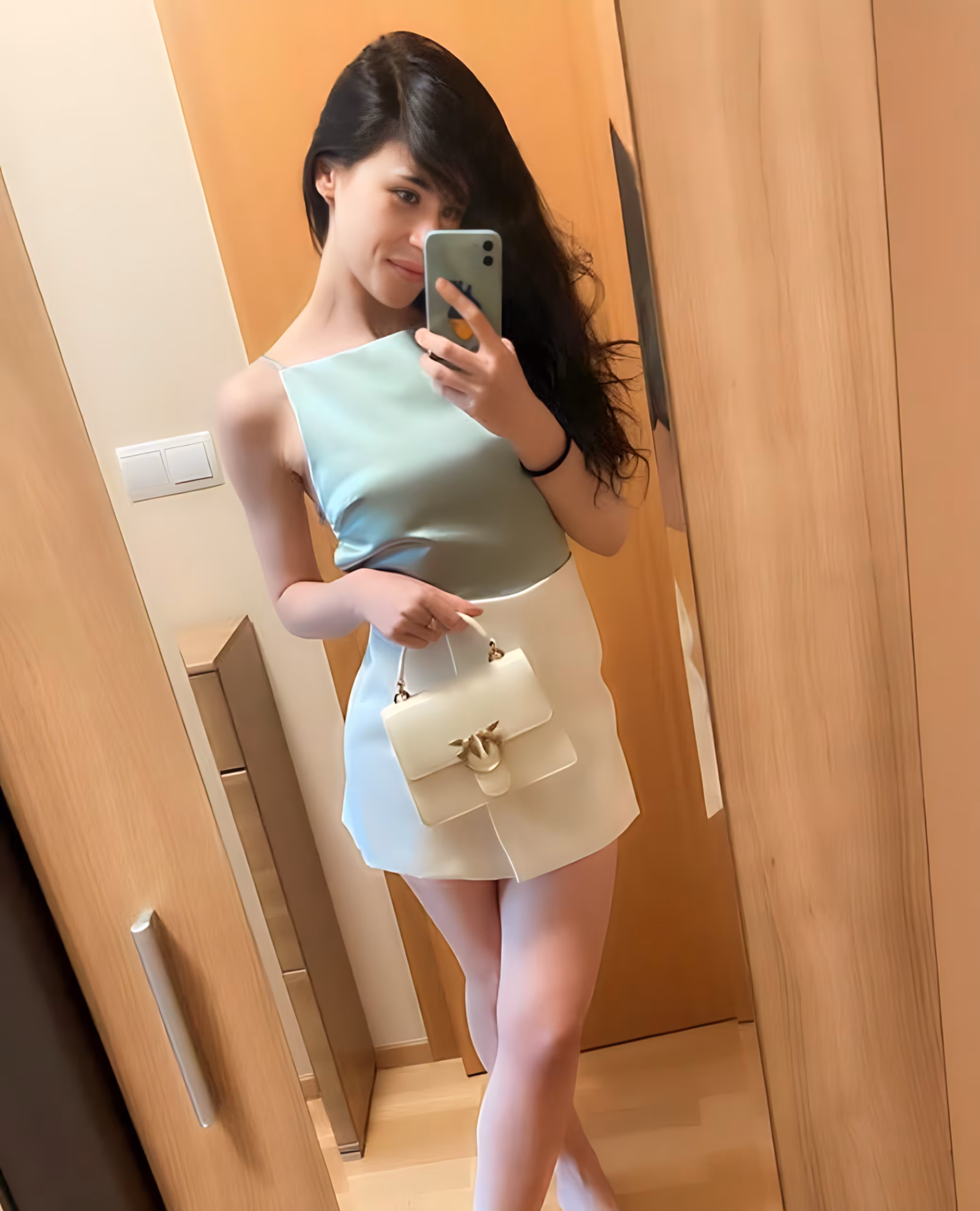 Ilona 29 Lviv Ukraine rencontre une russe