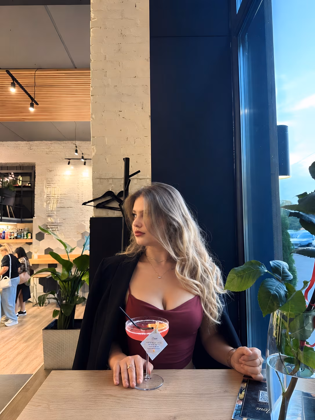 Anita 22 Okhtyrka Ukraine rencontré un