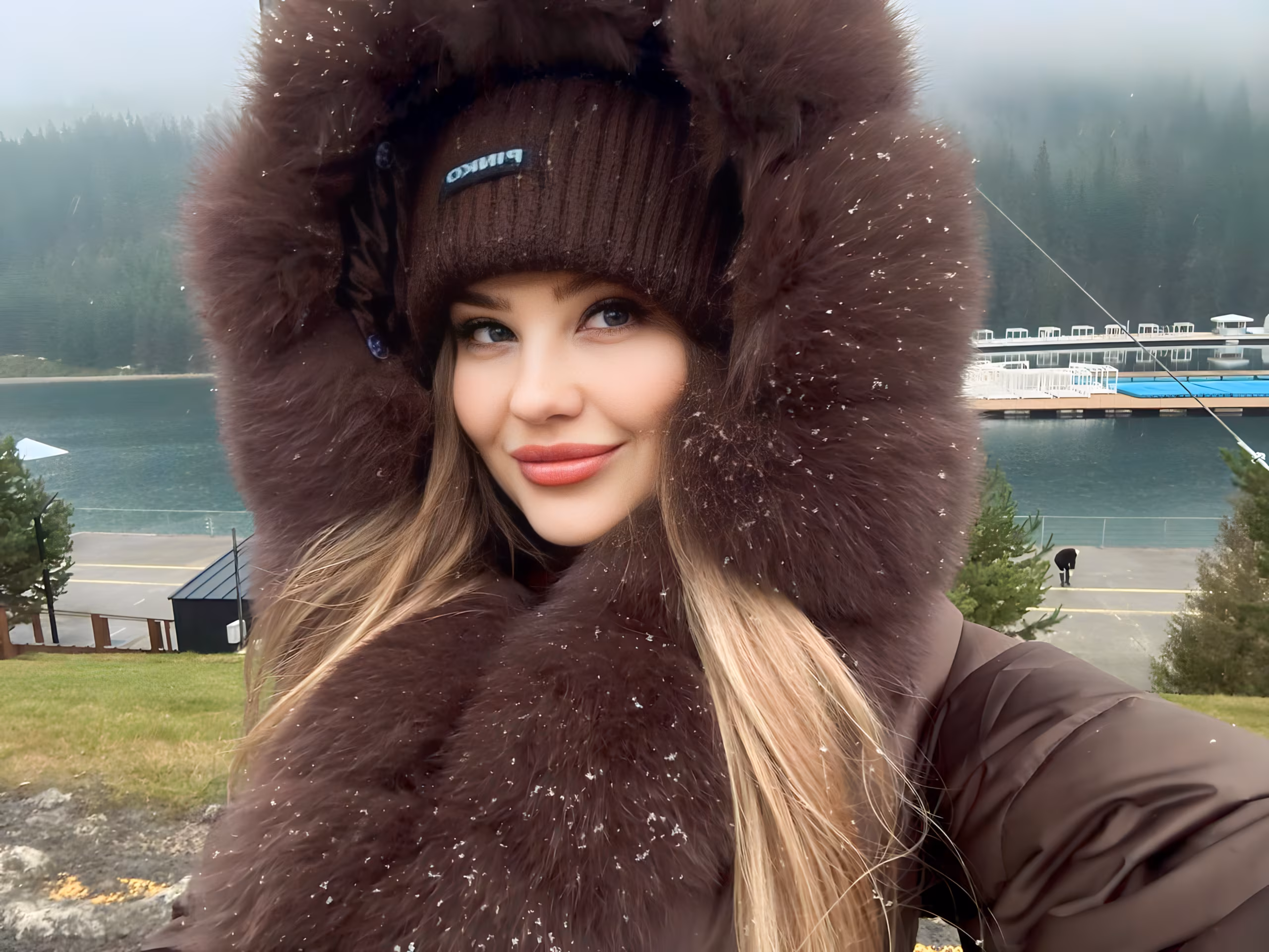 Anita 22 Okhtyrka Ukraine rencontré un