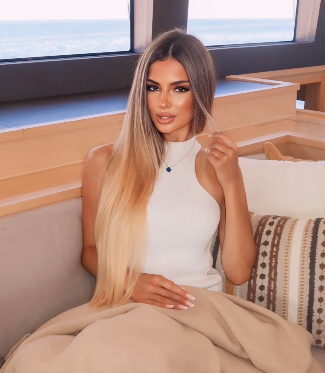 Valeria 18 Burgas Bulgaria Je cherche l'amour et un homme pour partager mon quotidien