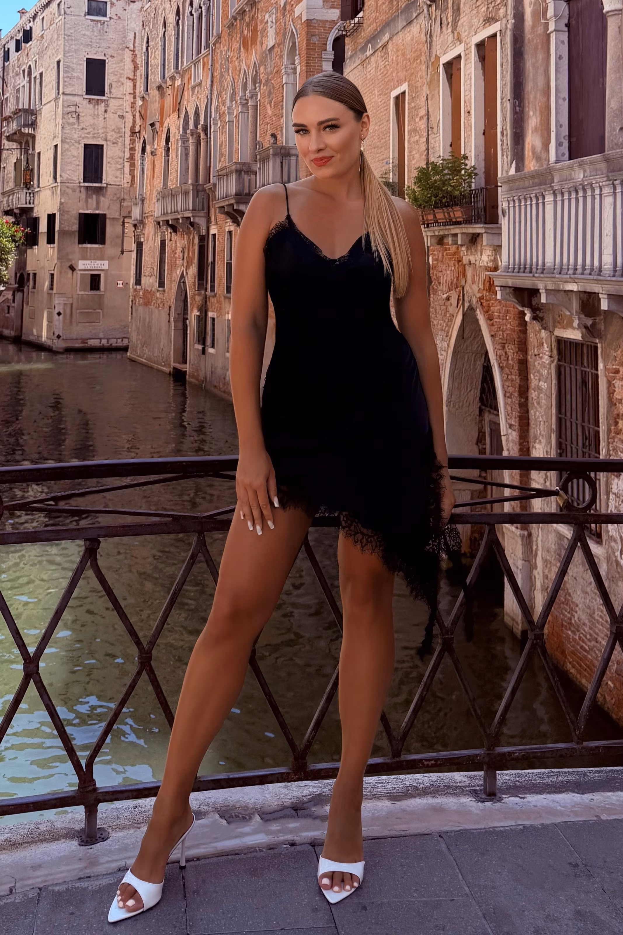 Inna 37 Kyiv  Ukraine Je cherche un homme avec qui vivre une belle histoire