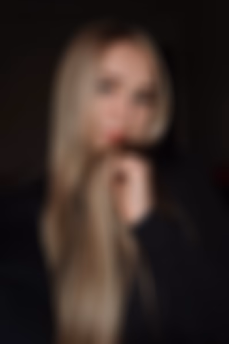 Elena 26 Kyiv  Ukraine Je cherche un homme célibataire pour une relation durable