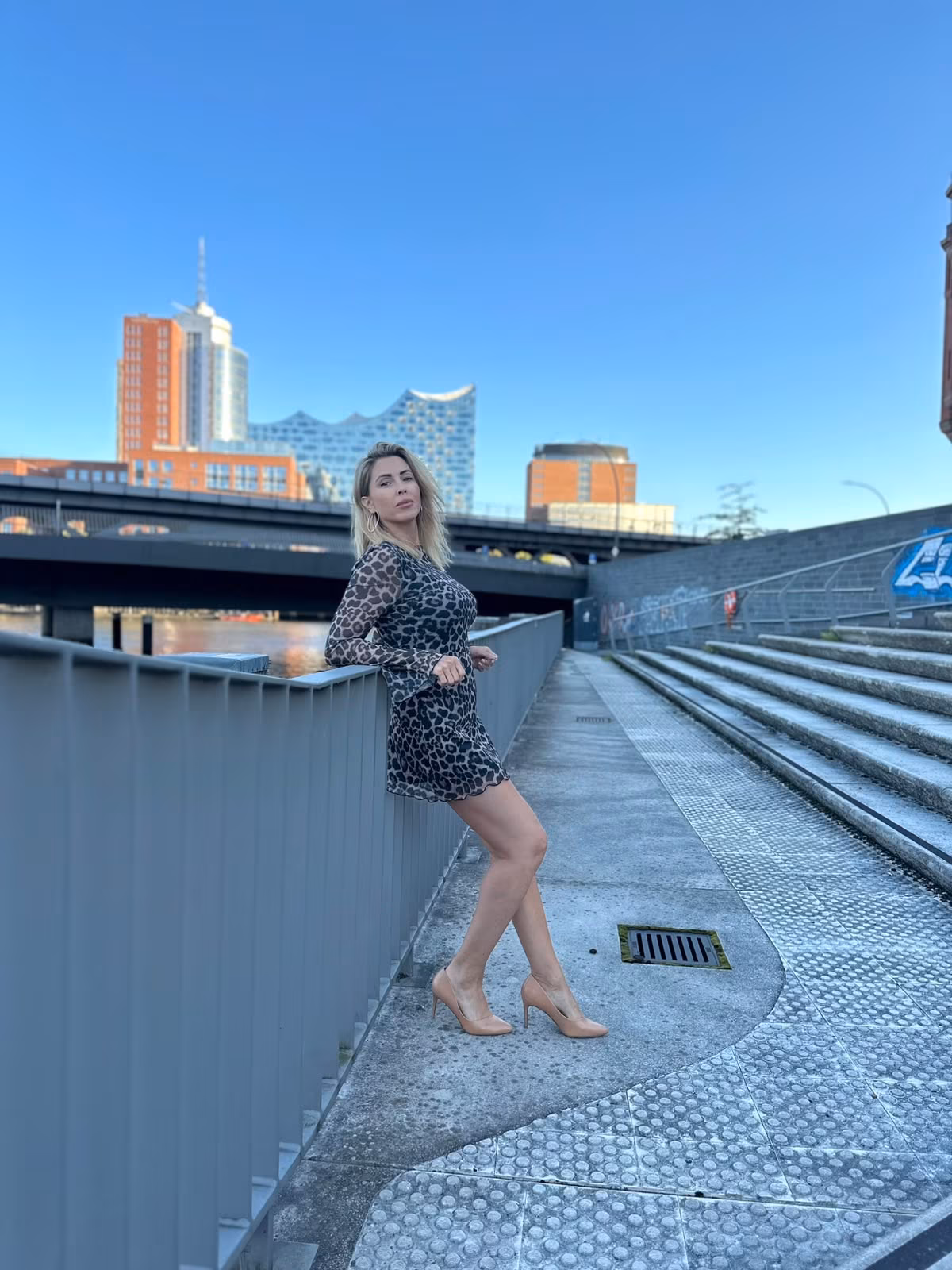Anna 41 Hamburg Germany Je suis une femme célibataire