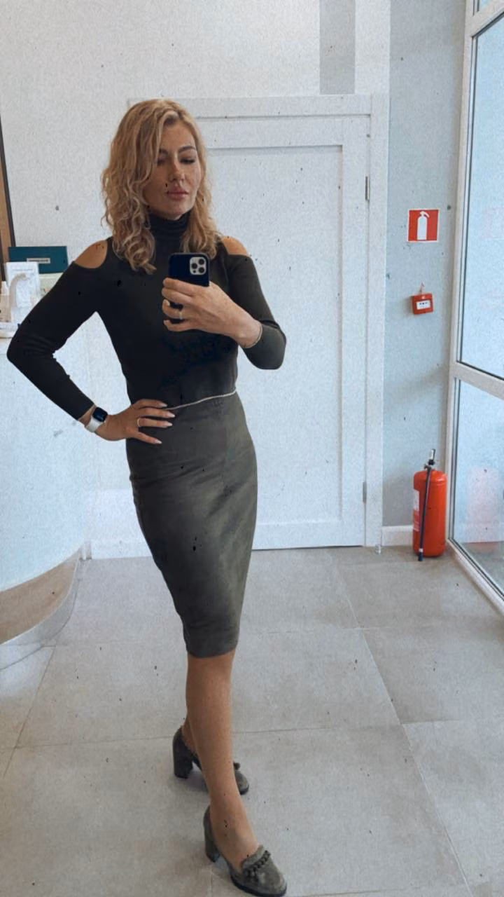 Nadiia 46 Richterswil Switzerland rencontre chine russie