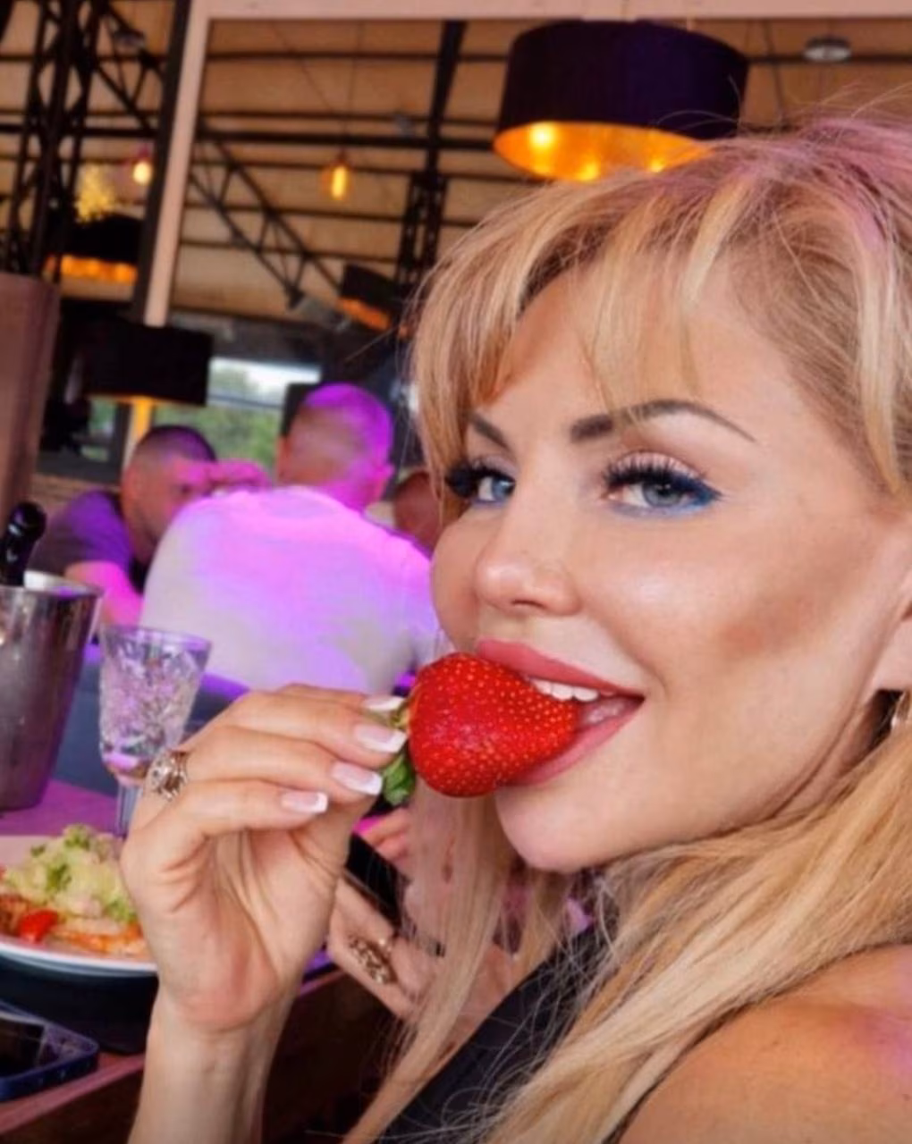 Irishka 62 Sumy Ukraine rencontre femme de lest en france