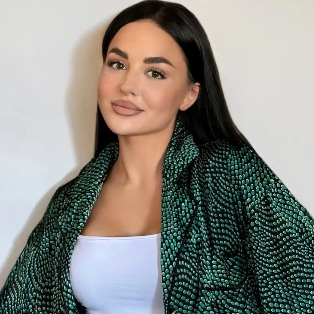 Anastasia rencontre femme 3