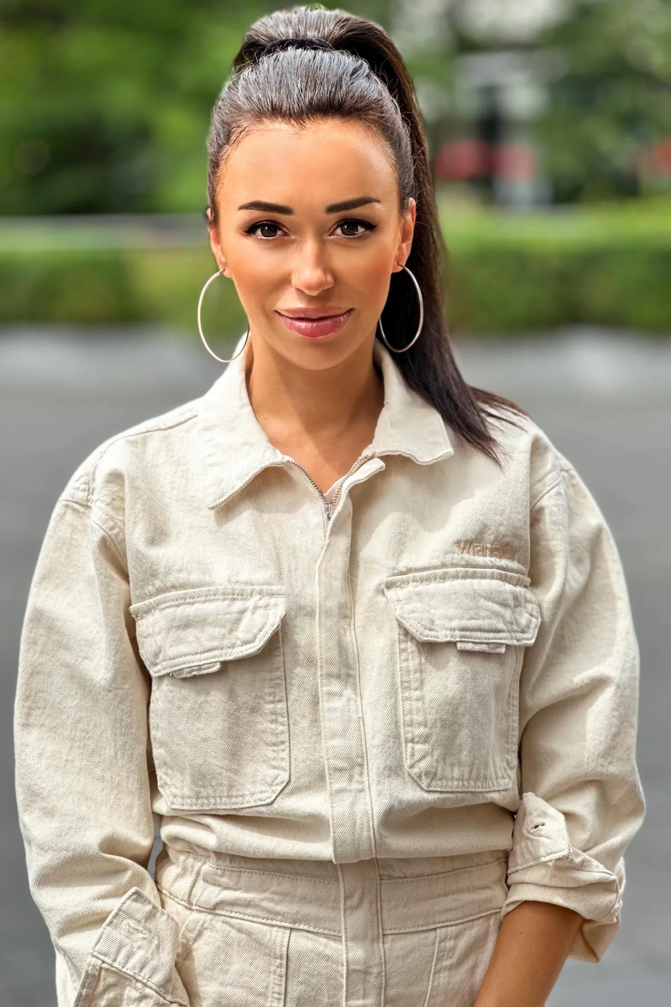 Alina rencontre femme 90