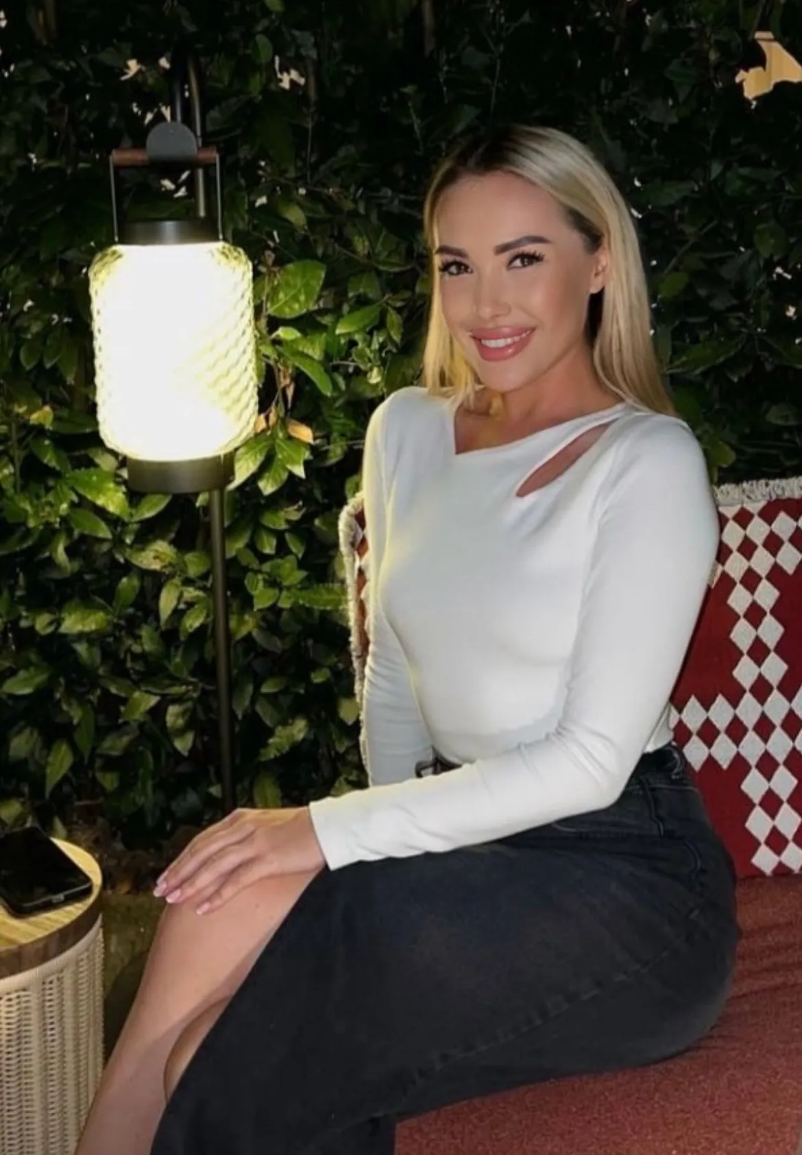 Anastasia rencontre femme 97150