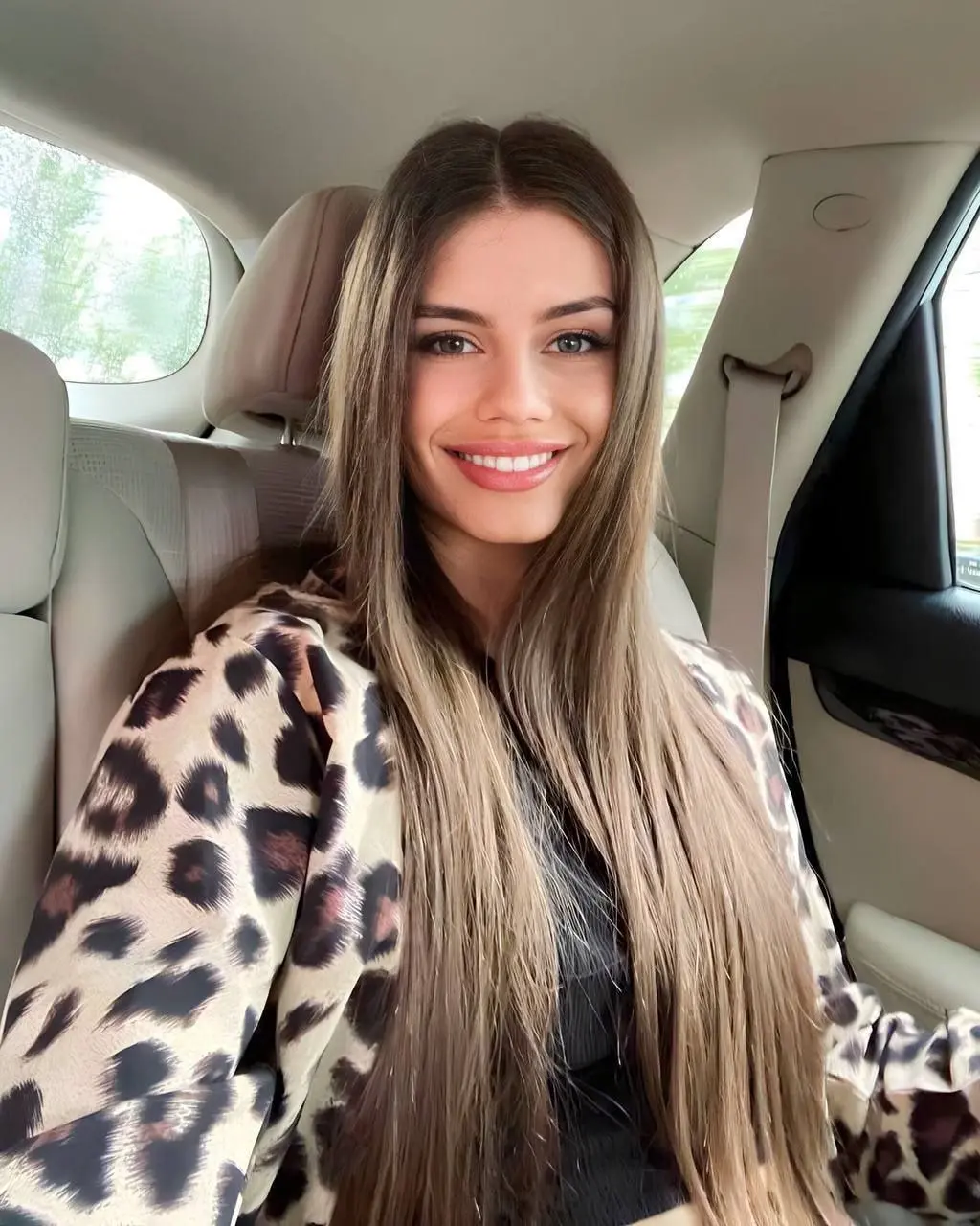 Anna rencontre femme algerie telephone