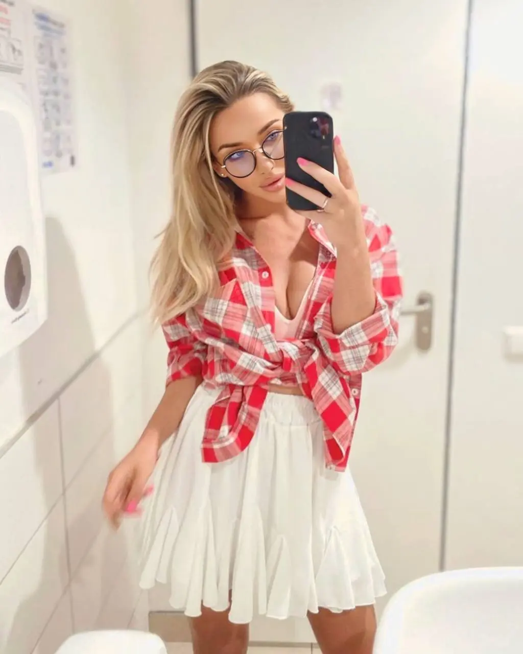 Anastasia rencontre femme bejaia