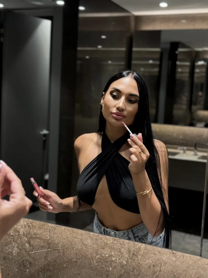 Anastasiya rencontre femme isere