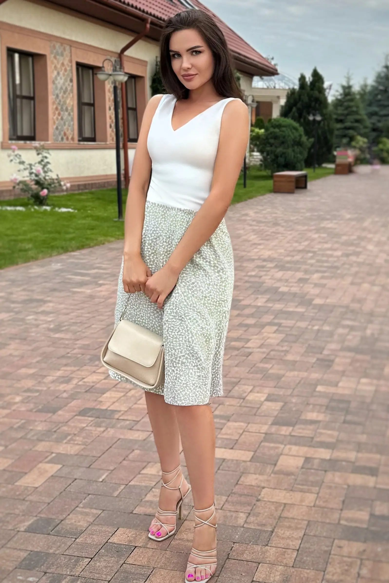 Alina rencontre femme kigali