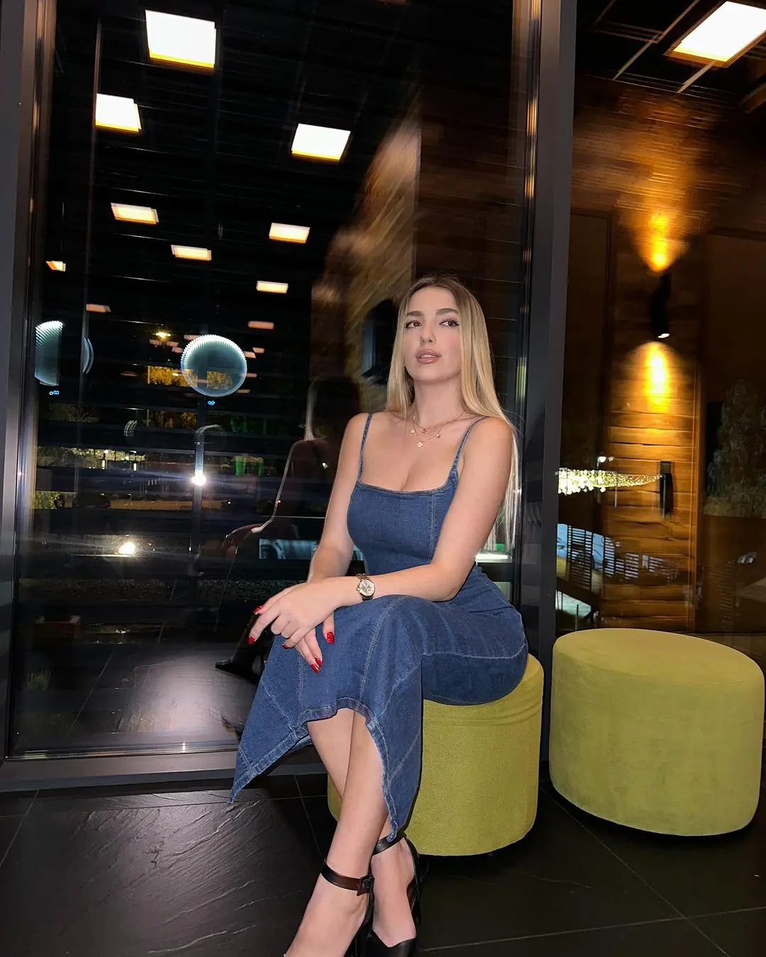 Vladyslava rencontre femme yopougon