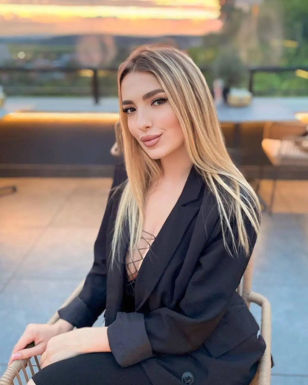 Vladyslava rencontre femme yopougon